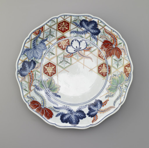 Arita ware dish with design of flowers in a basket, Kakiemon kiln
