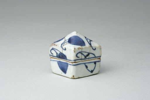 Incense Container in The Shape of Tokin, Design of Eggplants in Underglaze Blue; Kosometsuke Type - Unknown