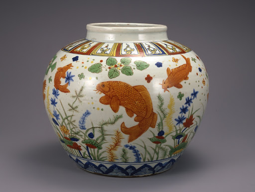 Jar decorated with Fish among Aquatic Weeds in Wu-ts'ai Style. Jing-de-zhen Ware - Unknown