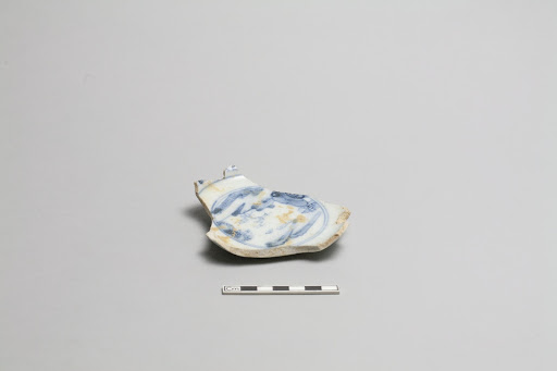 Plate fragment (base)