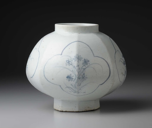 BEVELED JAR, Blue-and-white with floral plants design - unknown