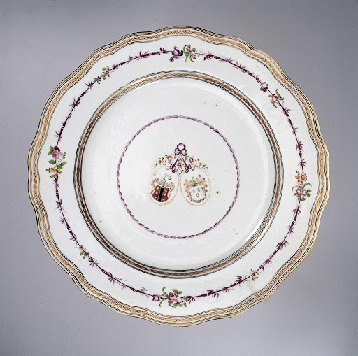 Dish with the arms of the Victor and Van Overstraten family - Anonymous