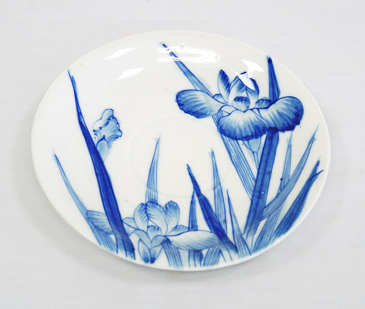 Saucer with iris design,
 blue and white - Arita ware