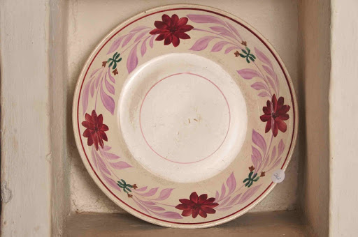 Porcelain Plates - Unknown