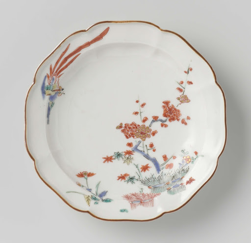 Scalloped dish with hedges, bamboo, prunus and hoo-bird - Anonymous,