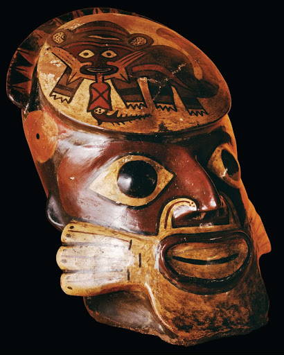 Sculptural drum with representation of a human ancestor - Nasca style