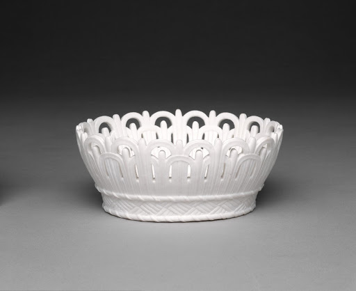 Basket - Sèvres Porcelain Manufactory