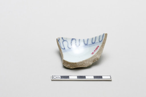 Bowl, body fragment