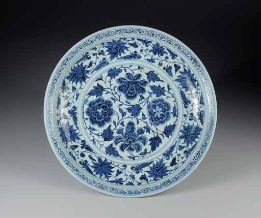 DISH, Blue-and-white with peony scroll design
/Important Cultural Property of Japan - unknown