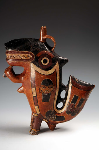 Sculptural ceramic ceremonial vessel that represents a mythological killing whale ML013684 - Nasca style
