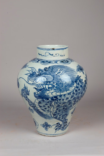 White porcelain Jar with Dragon and Cloud Pattern - Korean