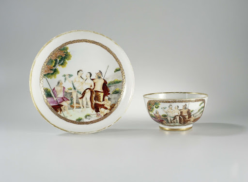 Straight-sided cup and saucer with an image of the Judgement op Paris - Anonymous