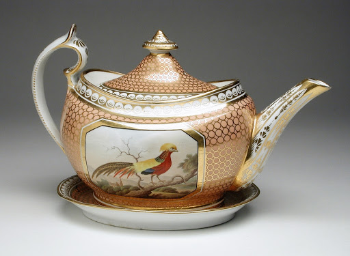 Teapot with Cover and Stand - Humphrey Chamberlain, Jr., Chamberlain's Factory