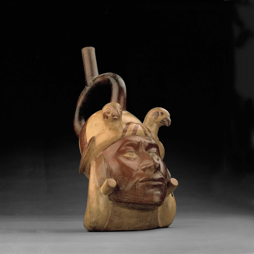 Sculptural ceramic ceremonial vessel that represents a head of a man ML013572 - Moche style