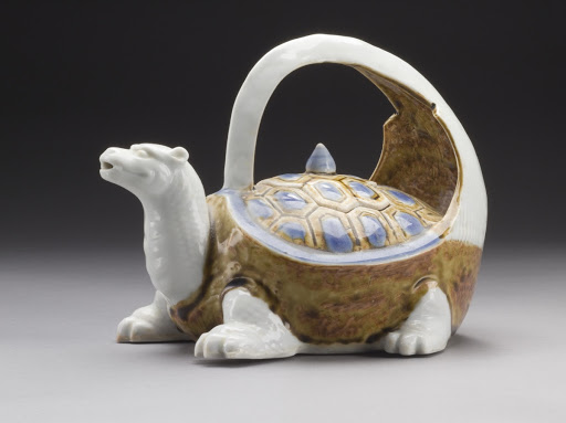 Sake Flask in the Form of a Long-tailed Turtle - Unknown