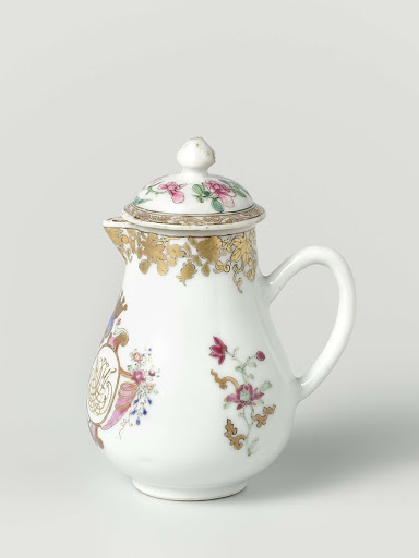 Pear-shaped milk jug with handle from the 'Swellengrebel service' with a double crowned monogram and a border with floral scrolls - Anonymous