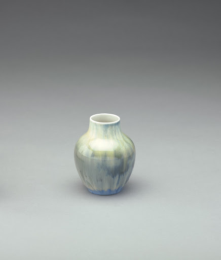 Vase with gray-green-blue glaze - Artist: Valdemar Engelhardt