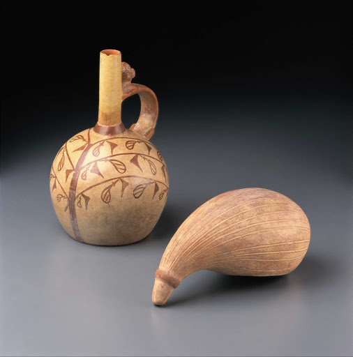 Sculptural ceramic ceremonial vessel that represents the fruit of the ulluchu (right) ML006495 - Moche style