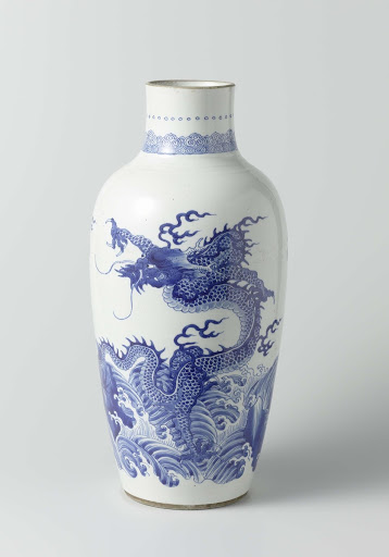 Ovoid vase with two pearl chasing dragons - Anonymous