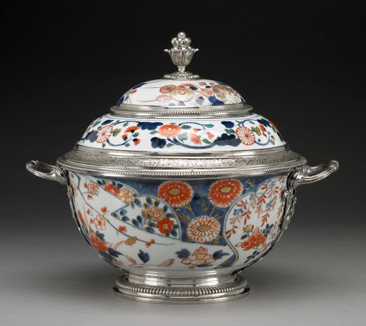 Mounted Lidded Bowl - Unknown