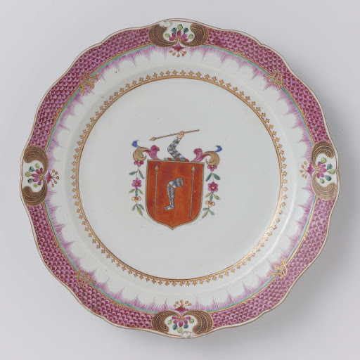 Plate with the arms of the Gilbert family - Anonymous