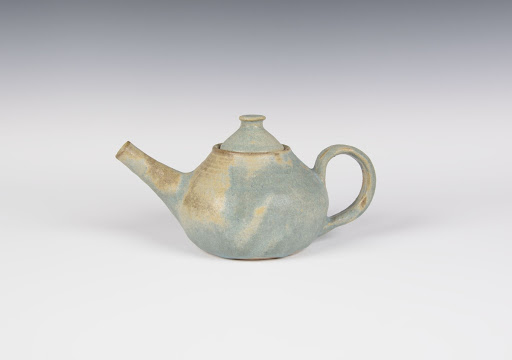 Teapot - Paula Ahronson