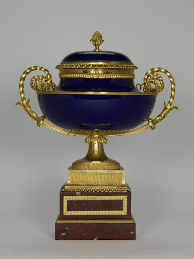 Lidded Bowl (vase cassolette) - Mounts attributed to Pierre-Philippe Thomire, Sèvres Manufactory