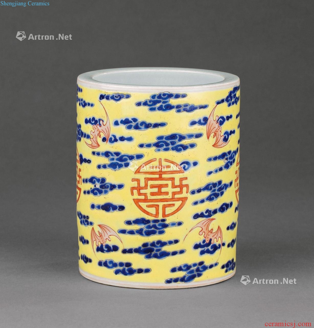 In the qing dynasty Huang pastel live lines brush pot