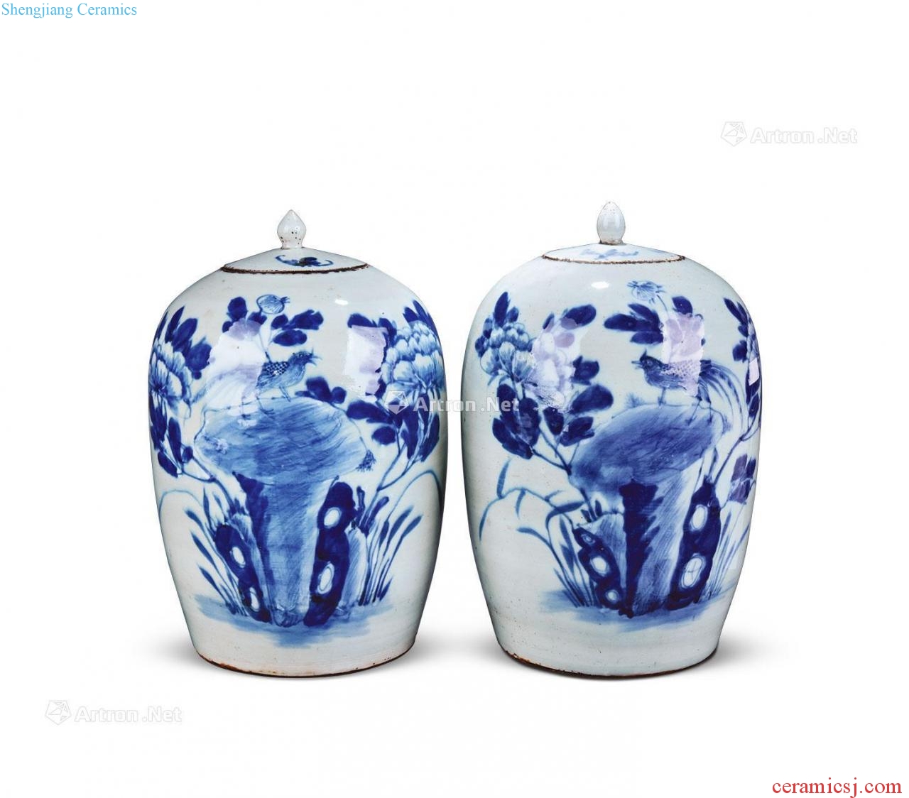 In the qing dynasty Blue and white flower grain wax gourd tank (a)