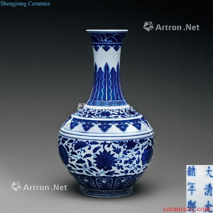 Qing guangxu Blue and white lotus flower tattoo design