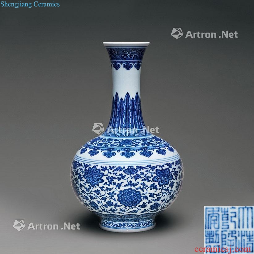 Qing qianlong Blue and white lotus flower tattoo design