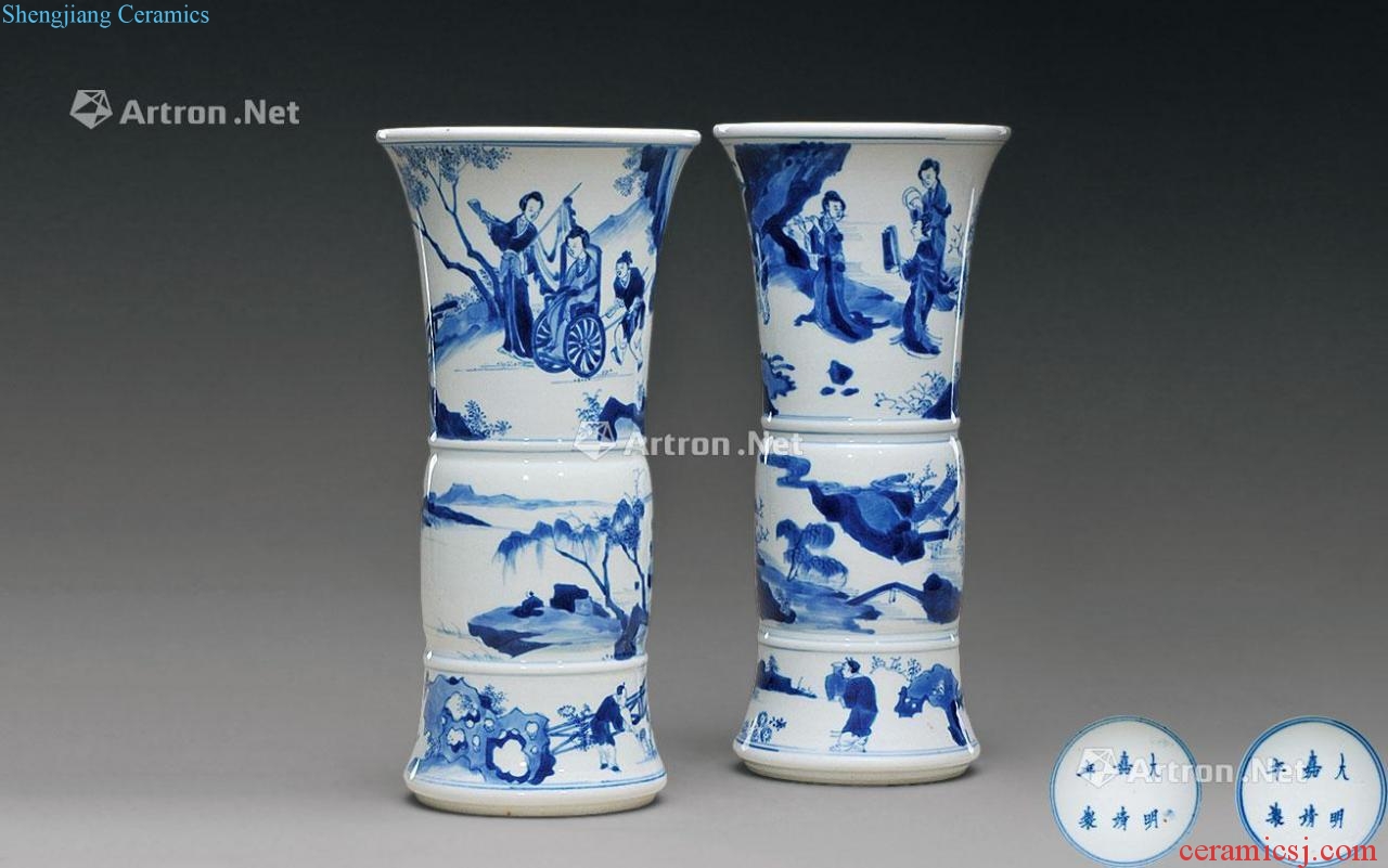 The qing emperor kangxi Blue and white character flower vase with (a)
