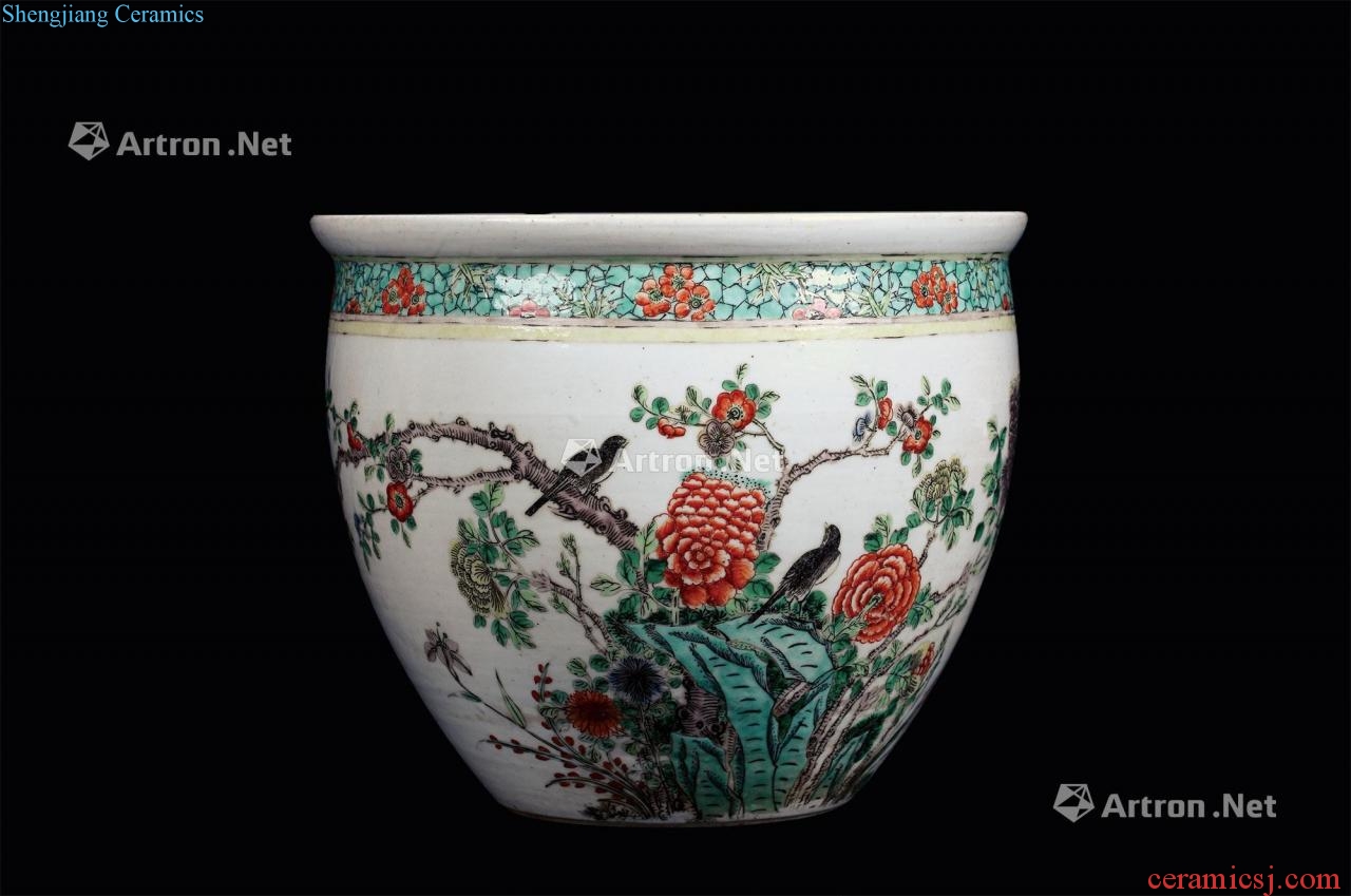 In the qing dynasty Colorful flowers and birds grain volume cylinder