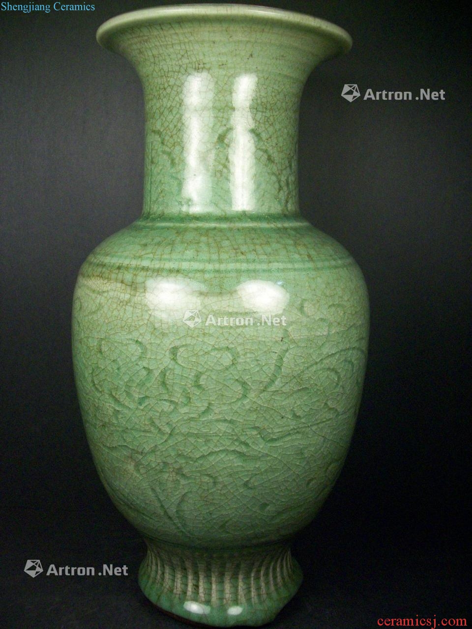 The song - in the Ming dynasty Longquan celadon carved carved passionflower grain goddess of mercy bottle