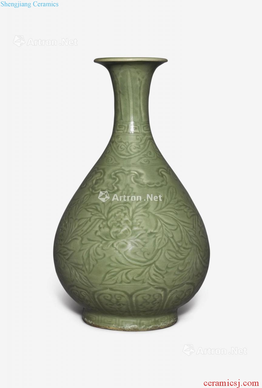 Ming hongwu Longquan celadon green glaze carving peony lines okho spring bottle