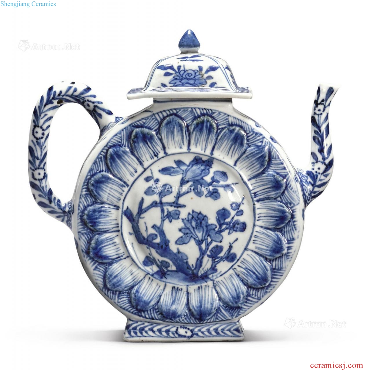 The qing emperor kangxi Blue and white figure oblate ewer medallion flowers