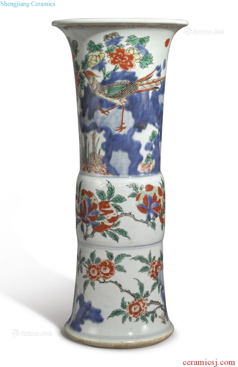 Qing shunzhi Figure flower vase with colorful brocade hall riches and honour