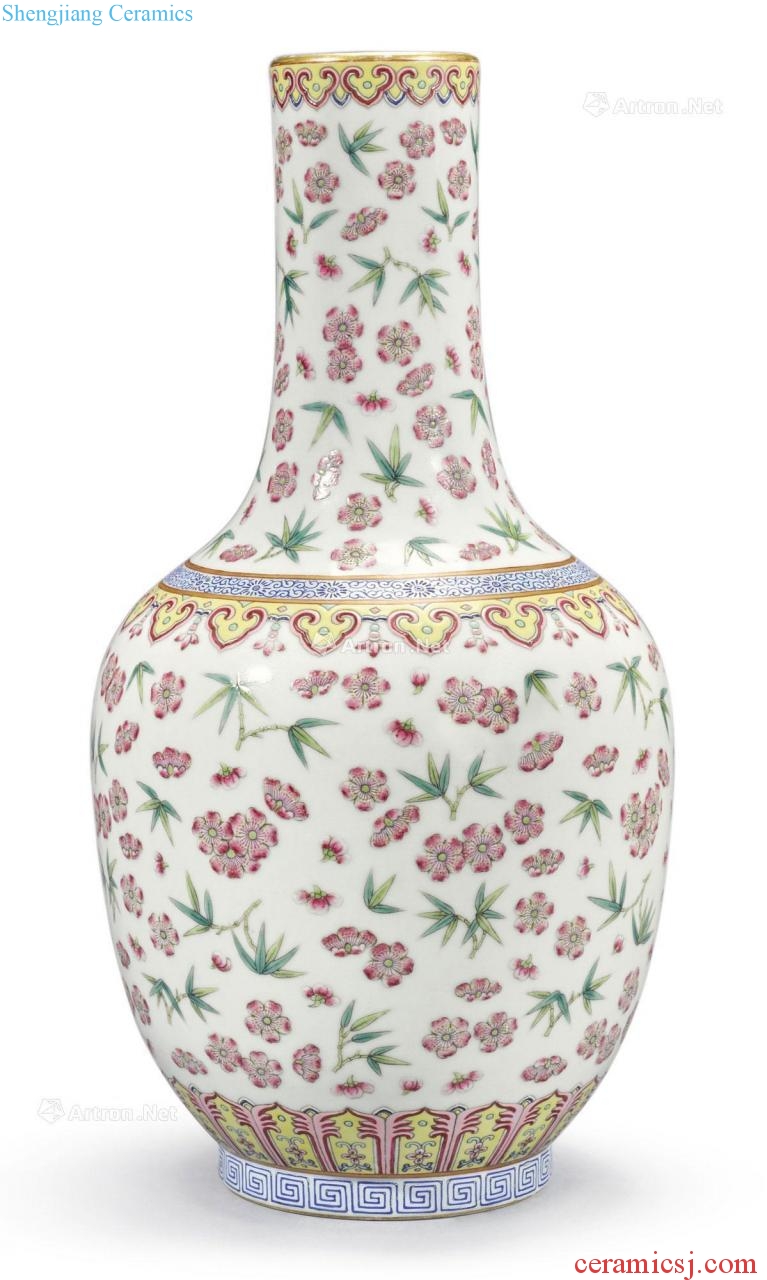 Qing daoguang Pastel the plum and the bamboo grain bottle