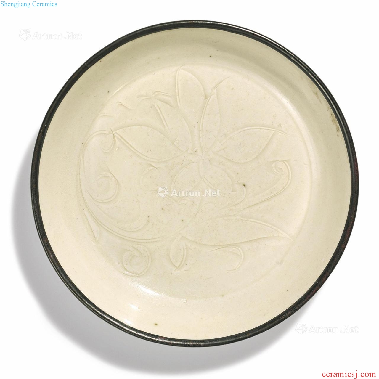The northern song dynasty kiln white glazed carved lotus grain small dish