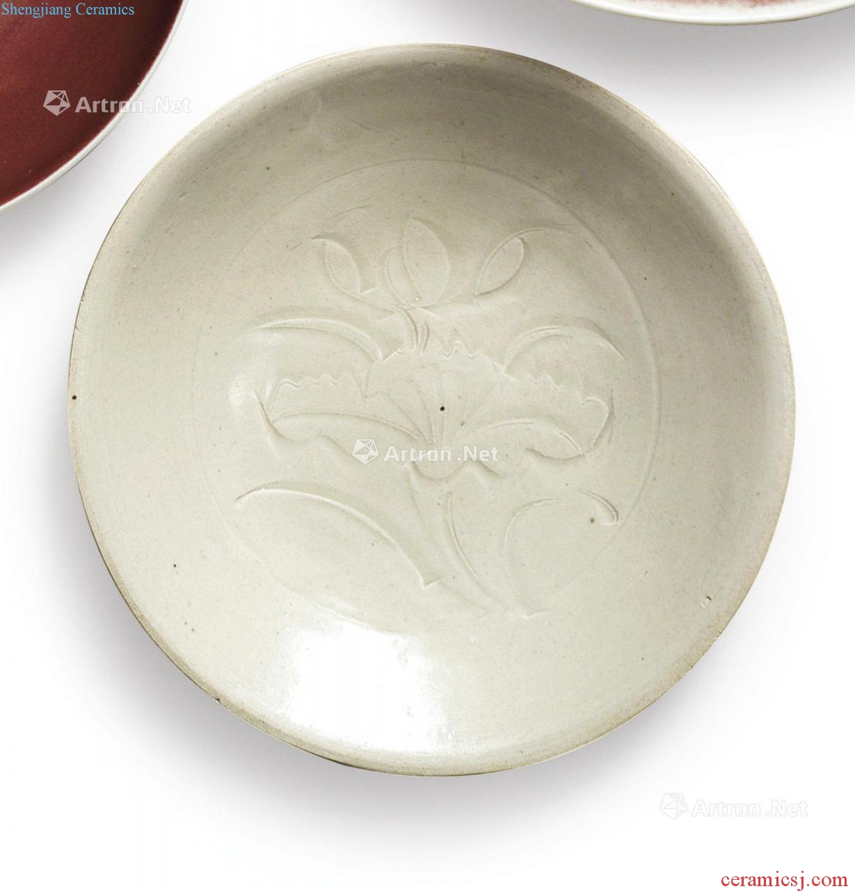 Northern song dynasty kiln white glazed carved lotus tray