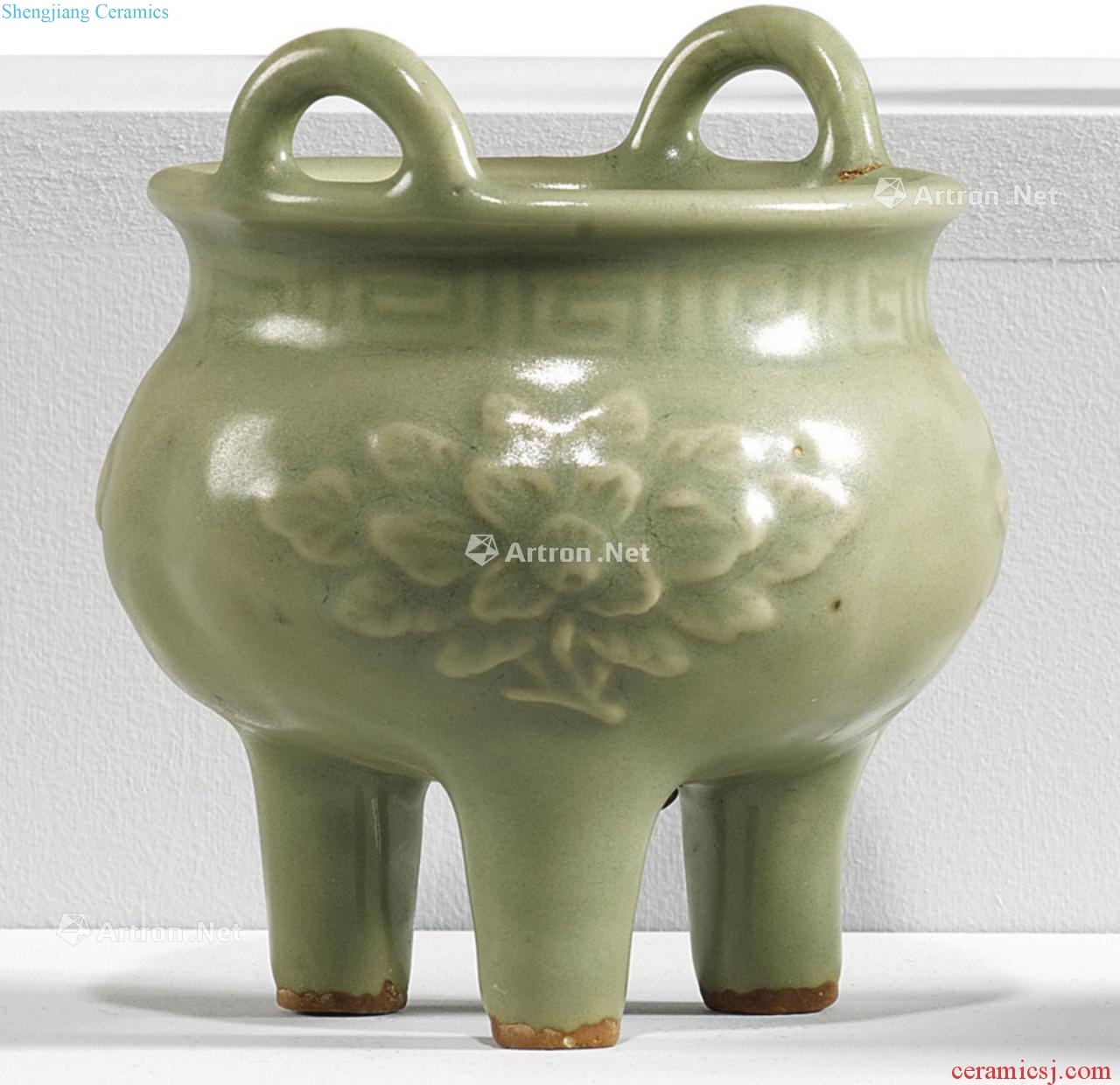 Ming Longquan celadon green glaze peony grain ear furnace with three legs