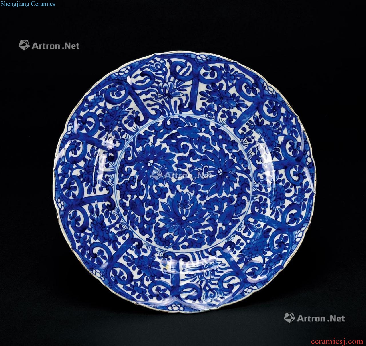 Blue and white flower disc kangxi (wood) according to the model