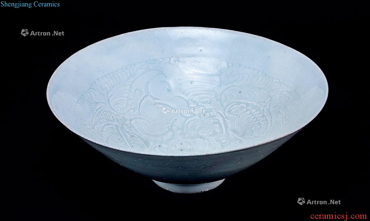 The yuan dynasty Left blue glazed bowl