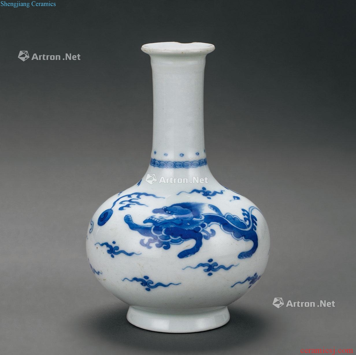 Kangxi period A BLUE AND WHITE LONG - NECK BOTTLE VASE