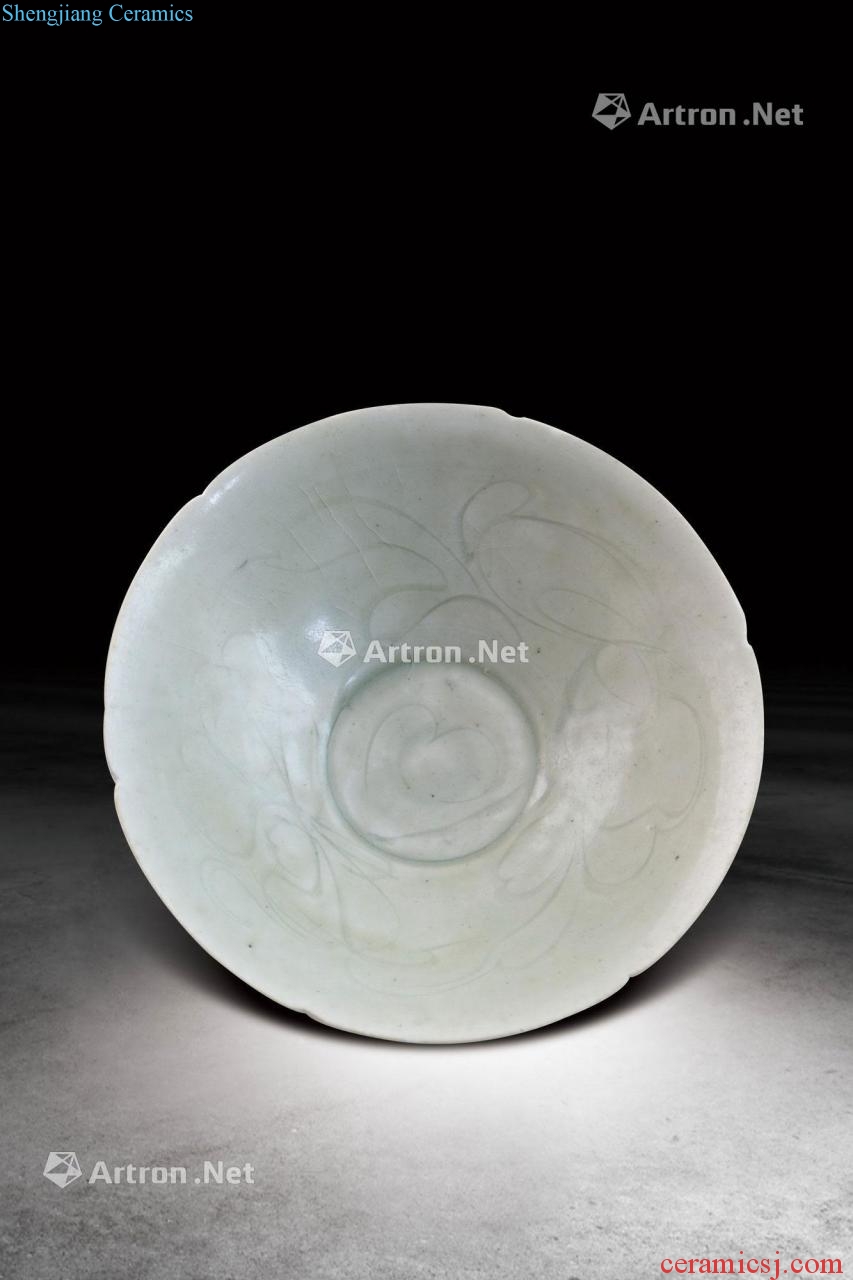 Song dynasty kiln carved bowl