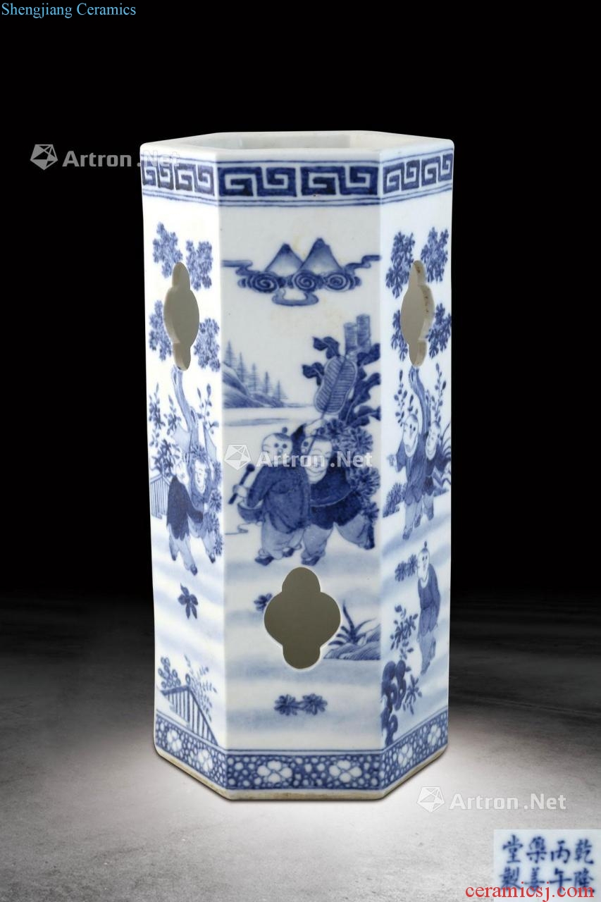 Qing dynasty blue and white pattern cap tube baby play