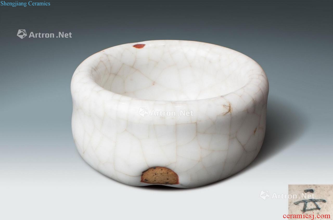 Officer of the song dynasty glaze water dish