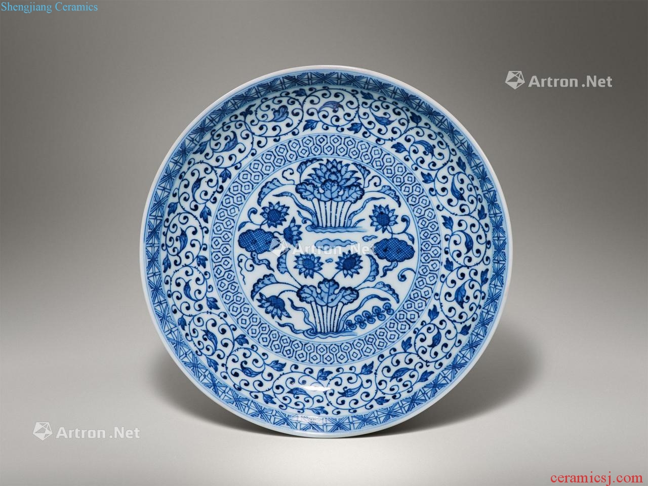 Qing qianlong Blue and white flower ruyi auspicious tray around branches