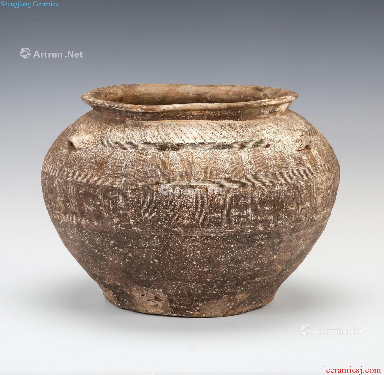 The warring states period black pottery pot