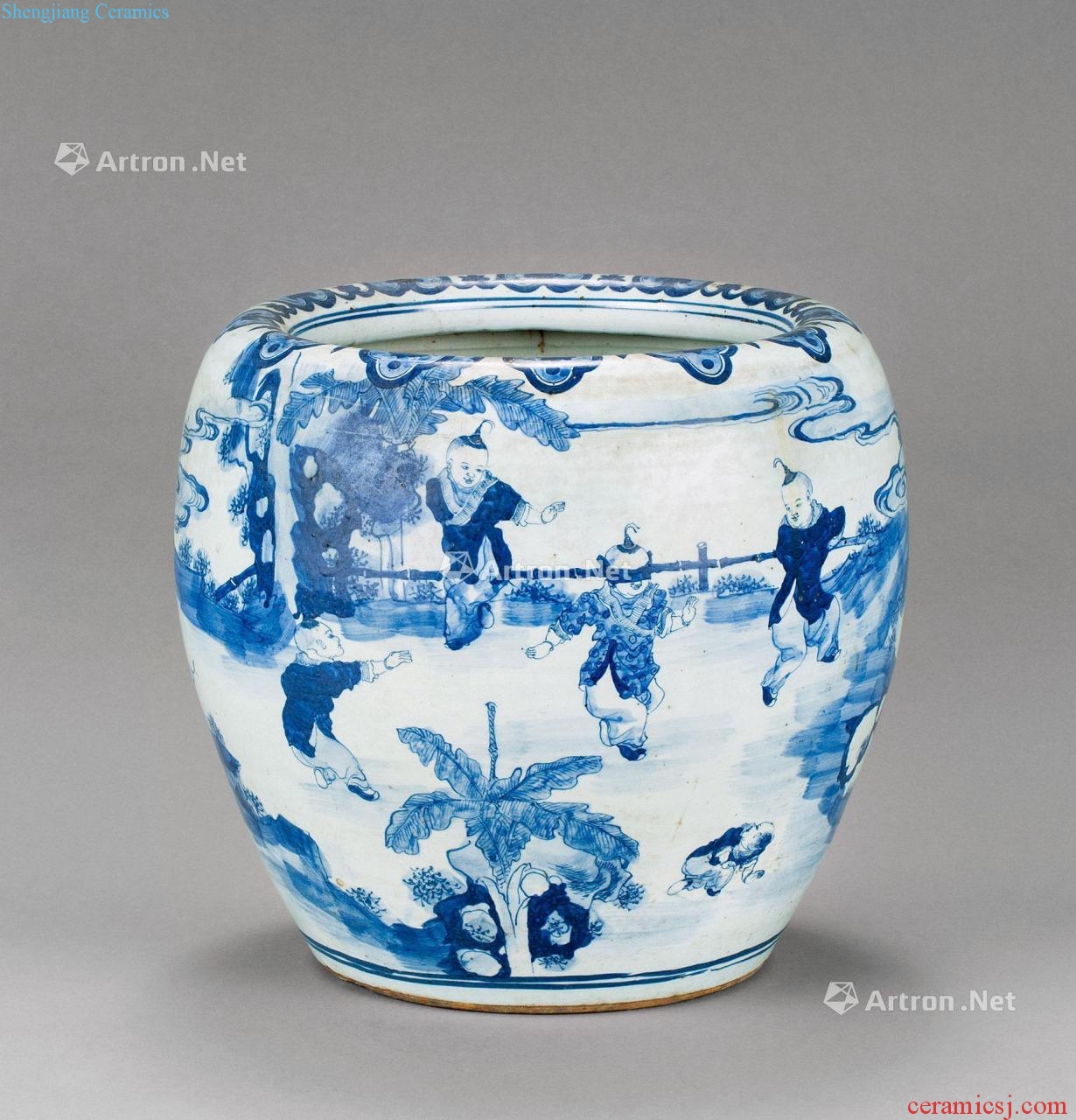 In the qing dynasty blue-and-white YingXiWen cylinder